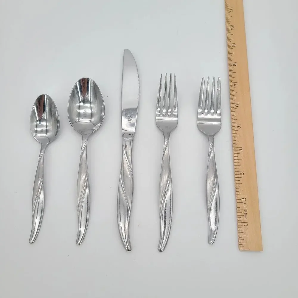 Vintage Pfaltzgraff Flatware Silverware MELODY 20 Pieces 4 Settings China 18/0